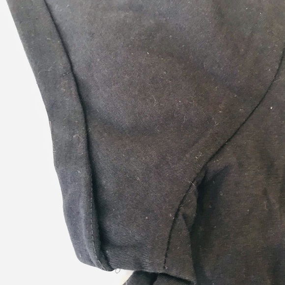 Torrid- AC/DC V neck cross cross tee - Picture 5 of 6